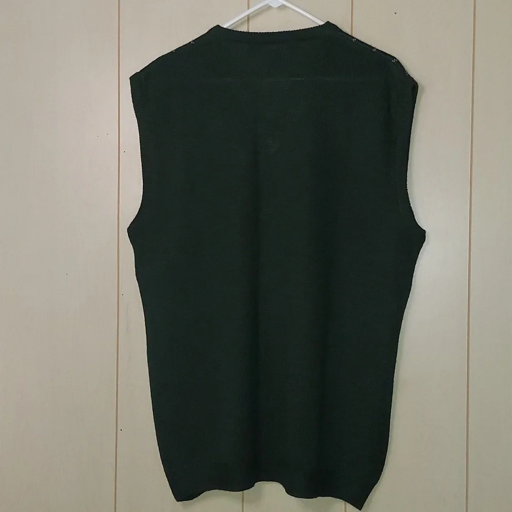 A Adams & Spire sweater vest - Picture 3 of 4